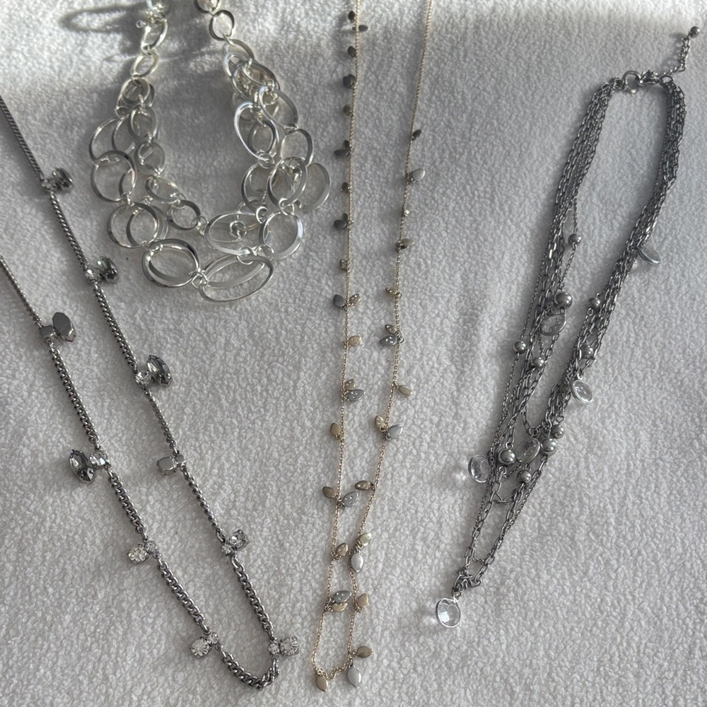 Elegant Silver and Gold Necklace Set
